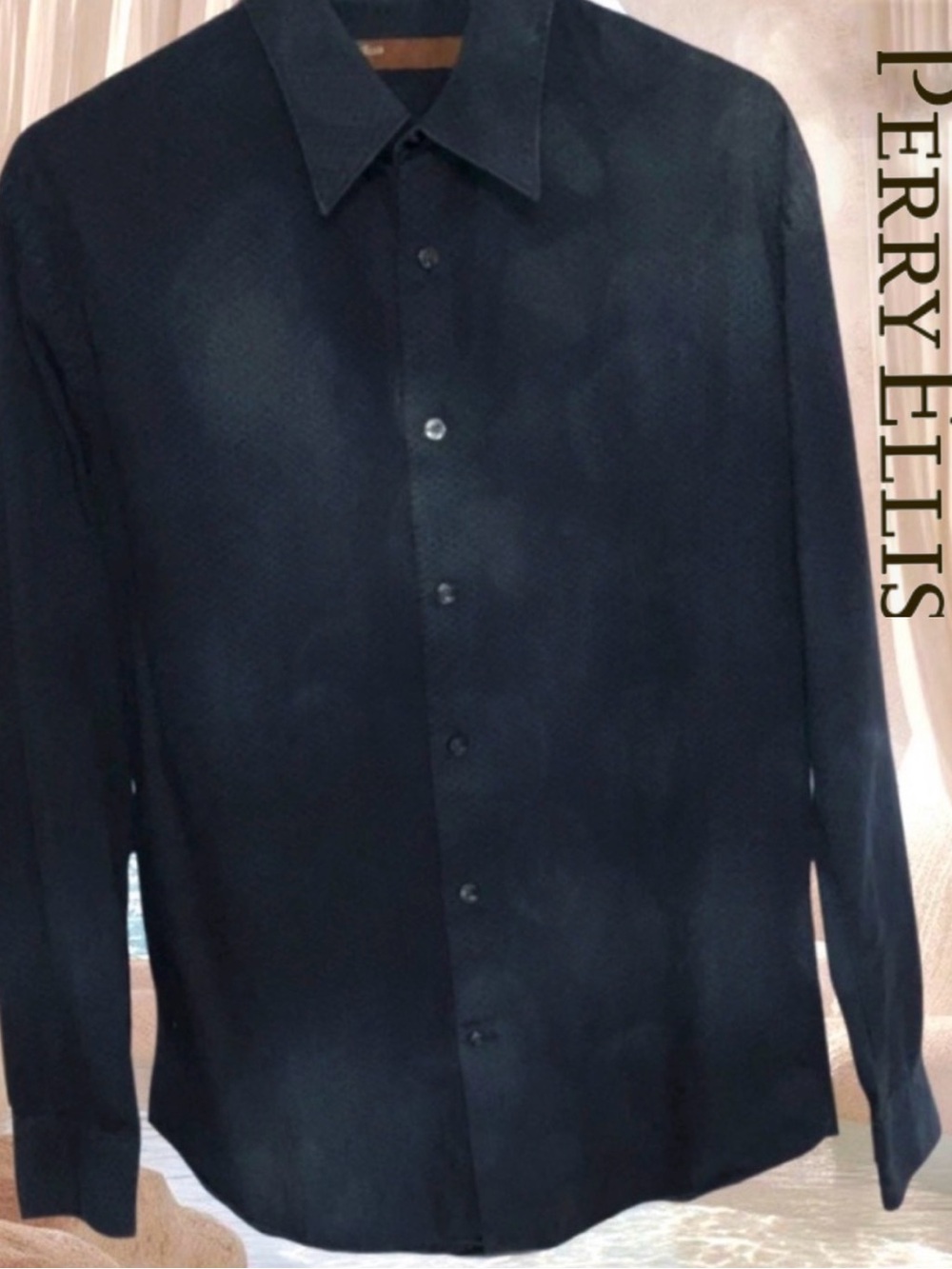 Perry Ellis Men's Black Modern Fit Shirt